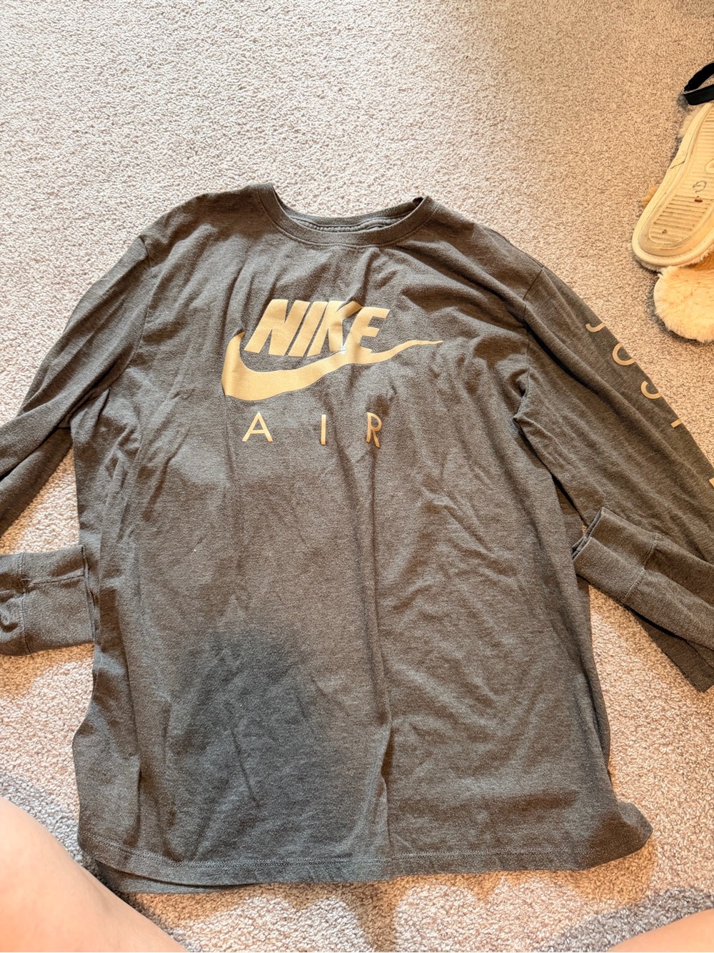 Nike Long Sleeve Tee in Charcoal Gray with Gold Logo